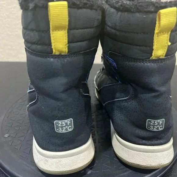 Merrell Snow Crush 3.0 JR Waterproof Winter Boot Toddler Boys 5 200g Insulated - Picture 4 of 8